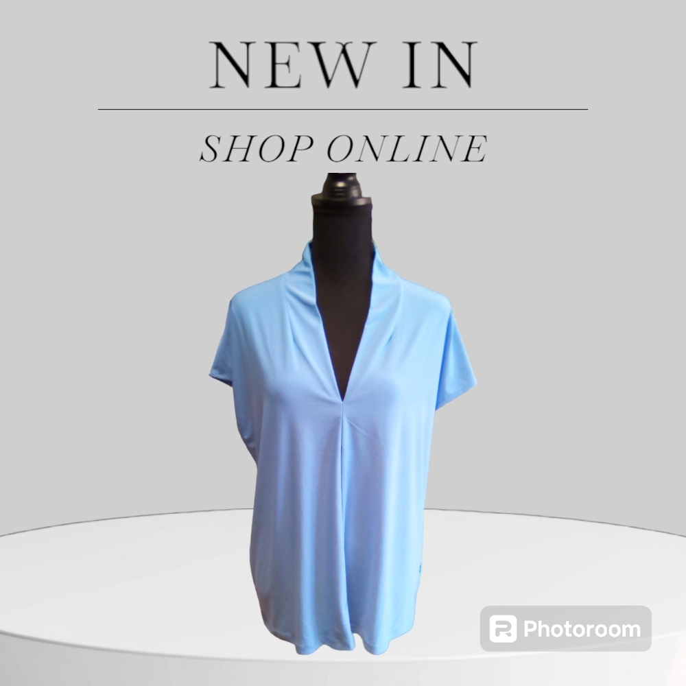 New Buffalo David Bitton Light Blue V neck  Blouse XL